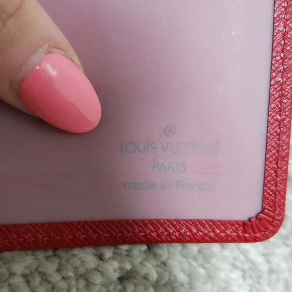 Louis Vuitton Red Textured Red Men's ID Holder AUTHENTIC - Picture 9 of 9